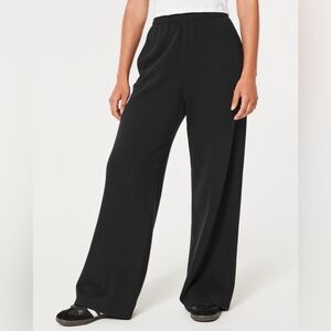 Hollister Feel Good Fleece Wide-Leg Sweats